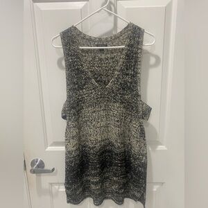 Lucky Brand Sleeveless Sweater Top with Cutouts Size M